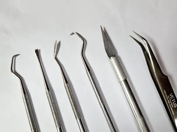 instrumente fine pentru modelare