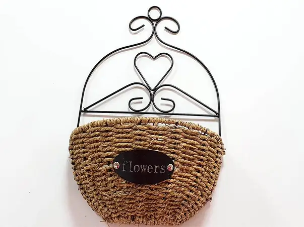 jardiniera din ratan cu suport metalic