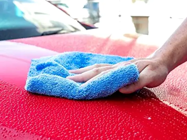 laveta din microfibra stergere uscare praf 6