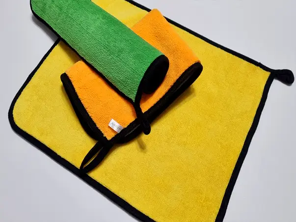 lavete pentru praf cu agatatoare colorate