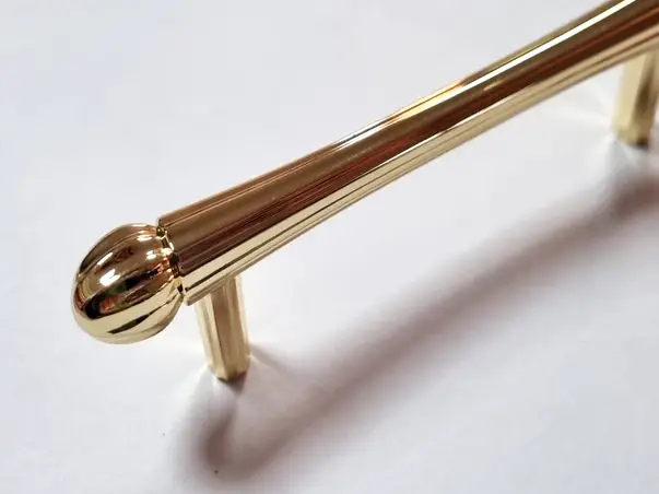 maner mobila metalic auriu lucios design elegant