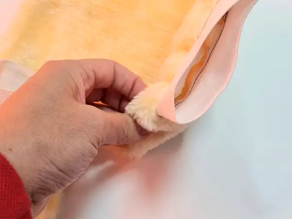 manusa din plus pentru praf