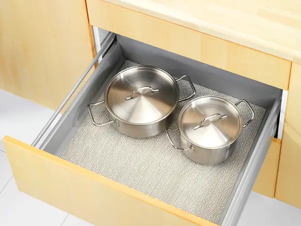 material antiderapant crem pentru sertare si rafturi rola de 60cm 2metri s1