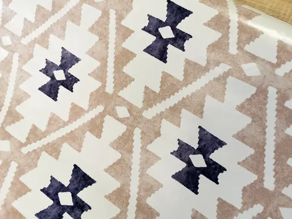 musama cu motive traditionale