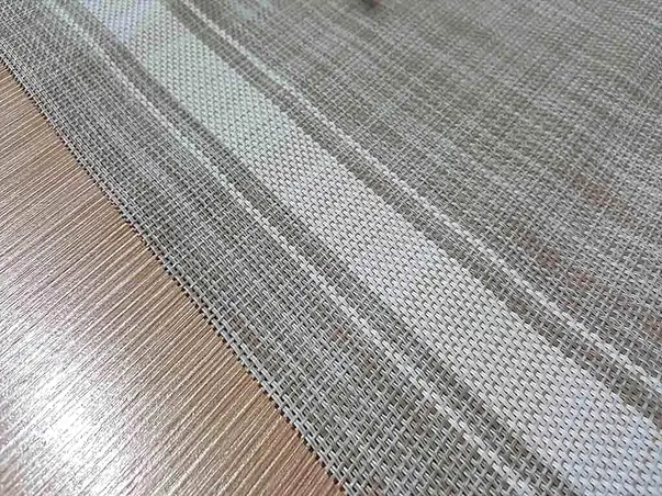 napron masa gri alb pvc Dora