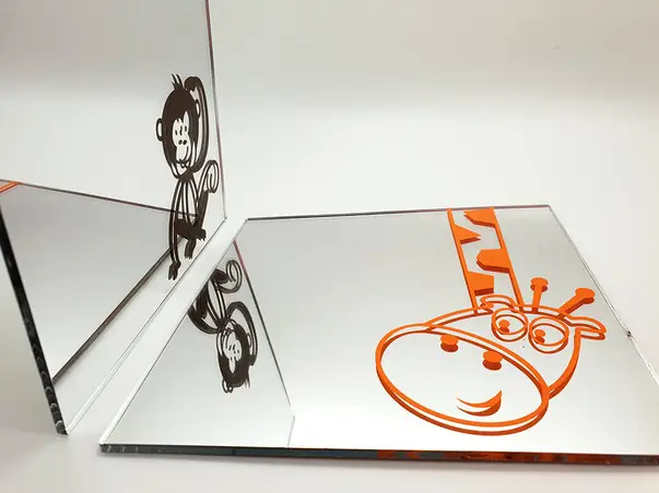 oglinda copii animale