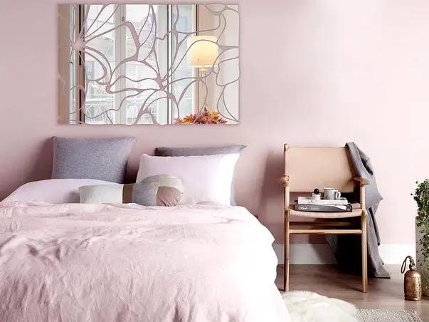 oglinda decorativa argintie zora