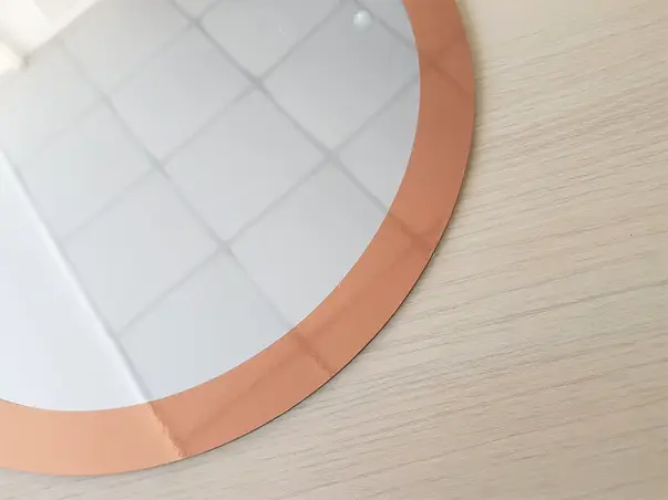 oglinda decorativa cu rama rosegold