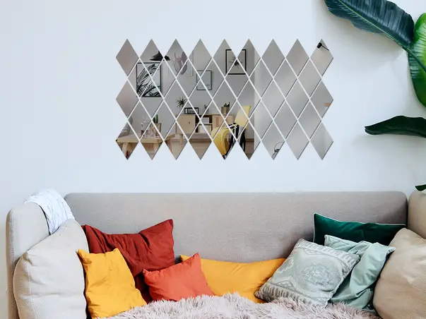 oglinda decorativa romburi gri