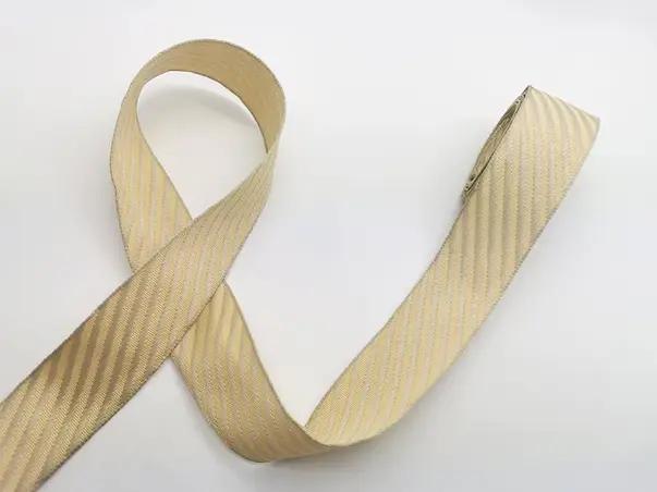 panglica decorativa bej cu dungi 4 cm