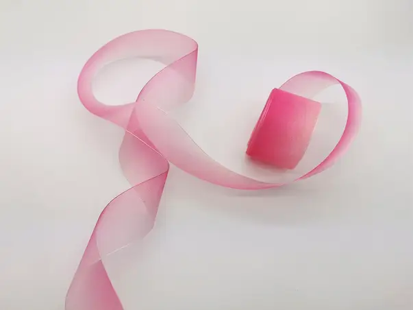 panglica organza roz in degrade 4 cm