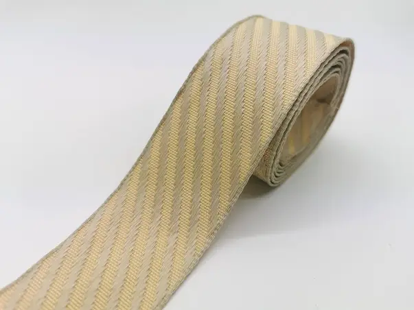 panglica textila decorativa folina dungi orizontale bej 4 cm 10 metri