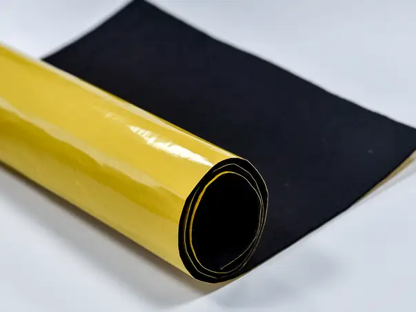 pasla autoadeziva fetru autoadeziv culoare neagra pentru protec ie suprafe e 1