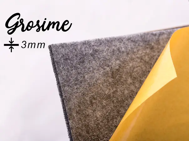 pasla de 3mm autoadeziva neagra 2