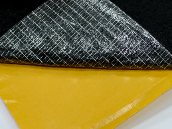 pasla de 3mm autoadeziva neagra2