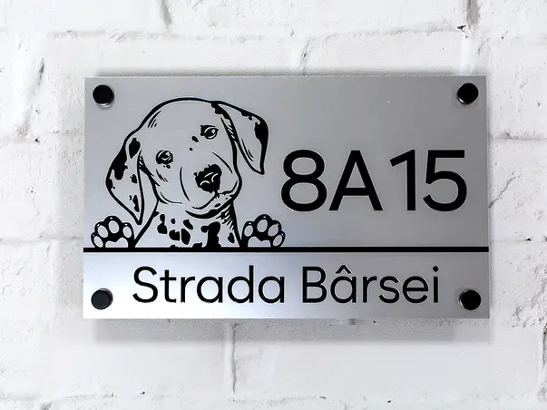 placuta adresa model caine dalmatian din bond argintiu sau auriu 2
