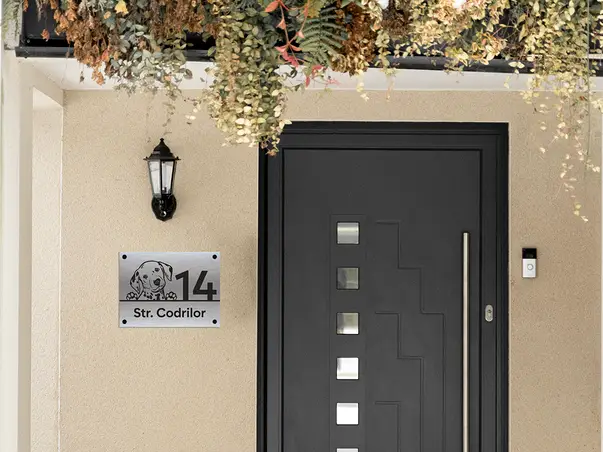 placuta adresa model caine dalmatian din bond argintiu sau auriu s7