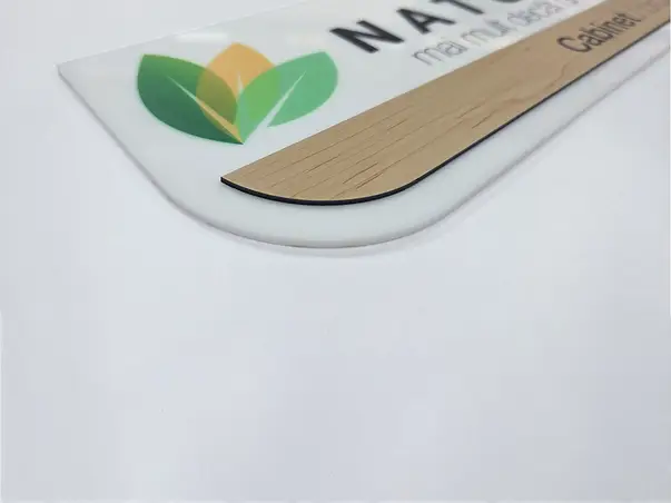 placuta moderna personalizata print uv firme pp2117 birouri spatii comerciale s07