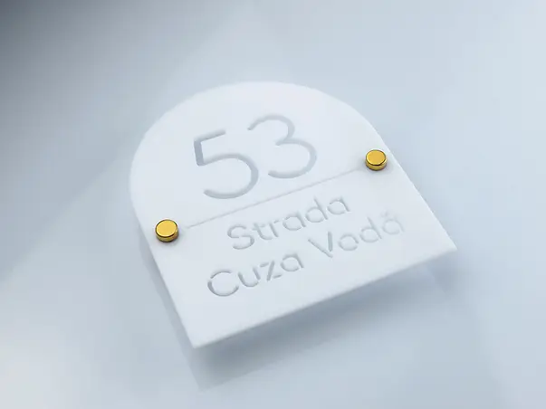 placuta numar si adresa casa din plexiglass cu text personalizat prin decupare s00