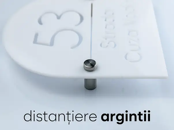 placuta numar si adresa casa din plexiglass cu text personalizat prin decupare s08