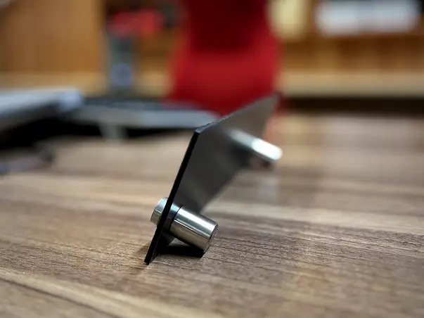 placuta pentru birou model din doua straturi text personalizat uv s02