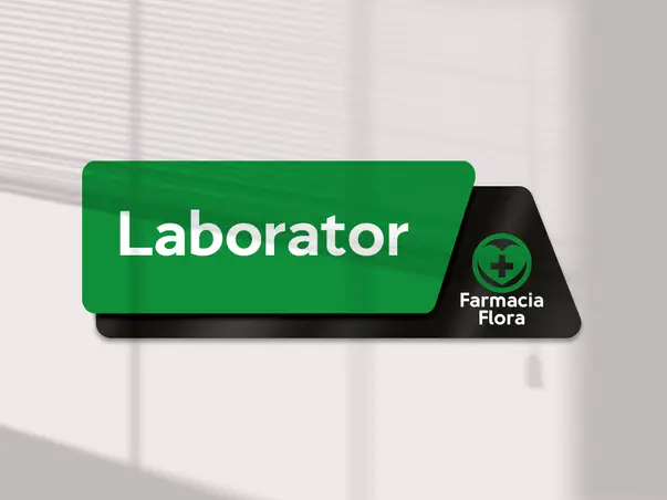 placuta personalizata doua straturi print uv pentru scoli birouri spatii comerciale s06