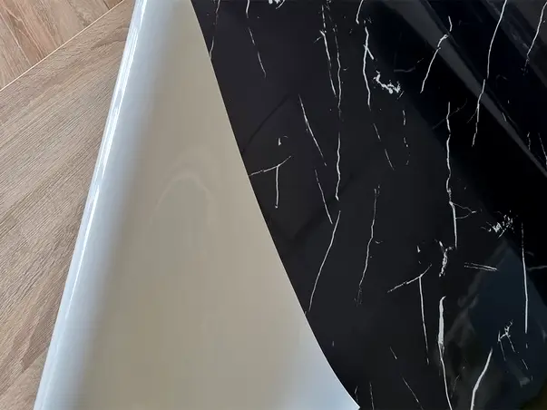 protectie blat folie imitatie marmura neagra