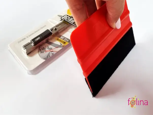 racleta aplicare folie geam