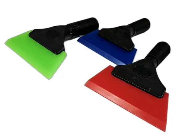 racleta aplicare folie geam folina