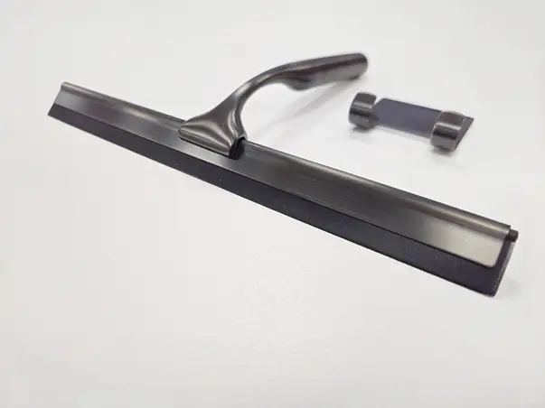 racleta pentru sters cabine dus si suprafete din sticla 1