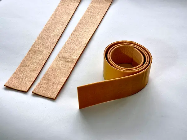 rola din pasla grosime 2mm autoadeziva 1