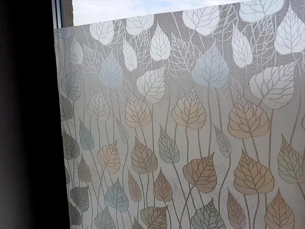 sablare decorativa frunze translucide