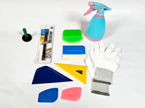 set 12 accesorii colantare auto 6774