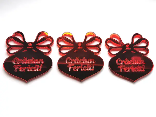 set 3 decoratiuni glob din oglinda acrilica rosie