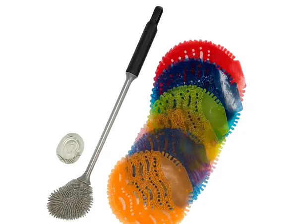 set baie perie silicon si 6 site parfumate pentru pisoar