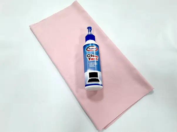 set de curatare afisaje display laveta microfibra si solutie 1