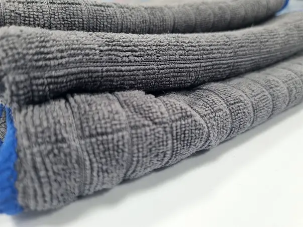 set din 3 lavete pentru stergerea suprafetelor din sticla 2