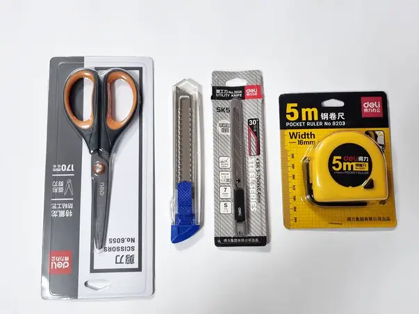 set instrumente masurare si taiere deli ruleta foarfece si 2 cutter