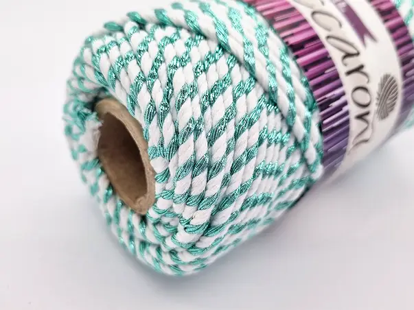 sfoara decorativa alb turcoaz metalic