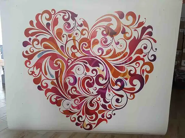 sticher perete forma inima