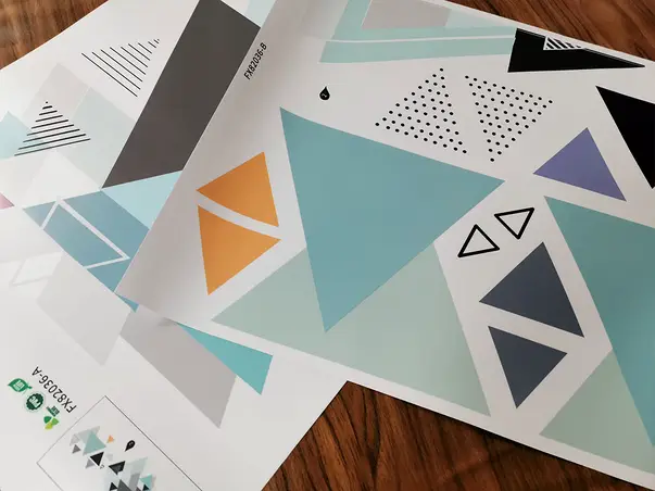 sticker decorativ model geometric colorat