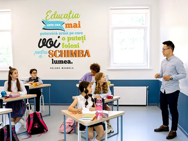 sticker educational citat nelson mandela despre educatie decoratiune pentru scoli s5