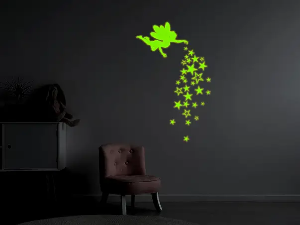 sticker fosforescent zana cu stele folina glow in the dark