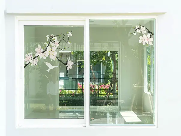 sticker geam creanga flori albe