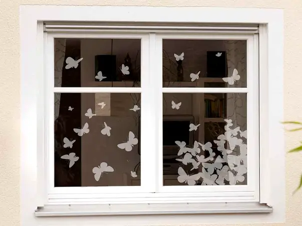 sticker geam fluturi