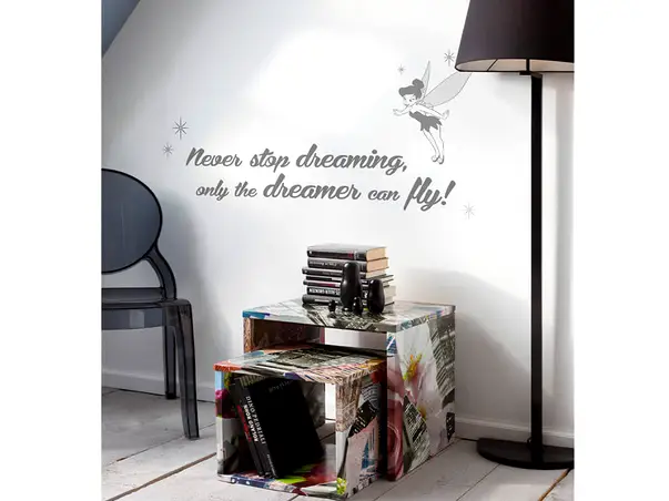 sticker motivational never stop dreaming komar