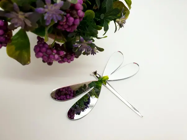 sticker oglinda libelula argintie