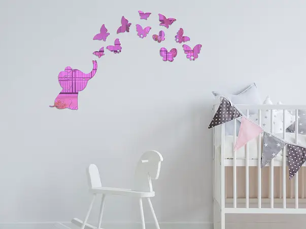 sticker oglinda roz micul elefant