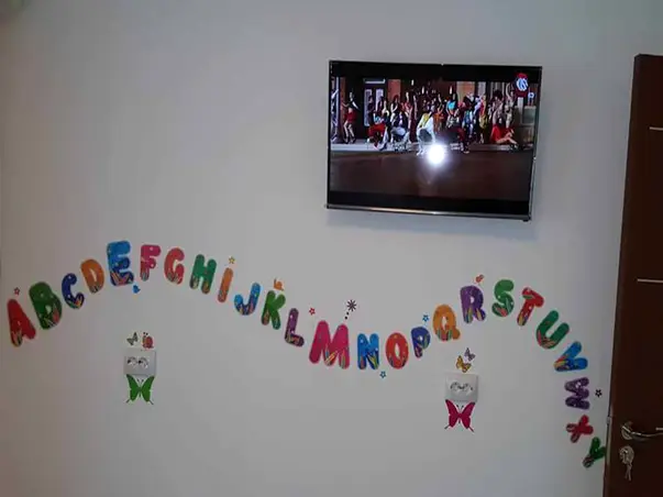 sticker perete copii alfabet