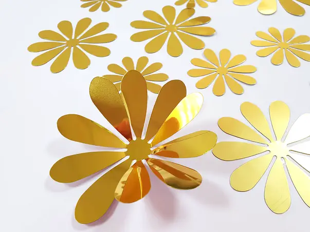 sticker perete flori aurii